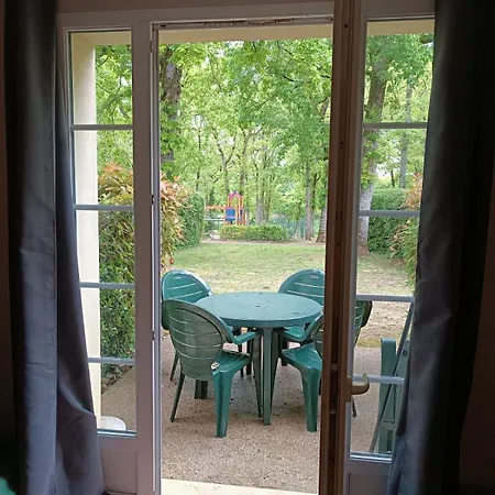Résidence lac Mondésir piscine chauffée Monflanquin Extérieur photo